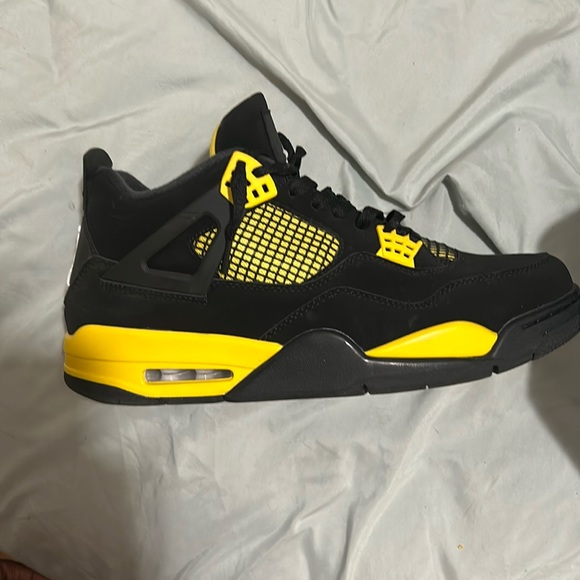 Jordan Other - Air Jordan 4 Retro 'Thunder' 2023 slight used Size 13
